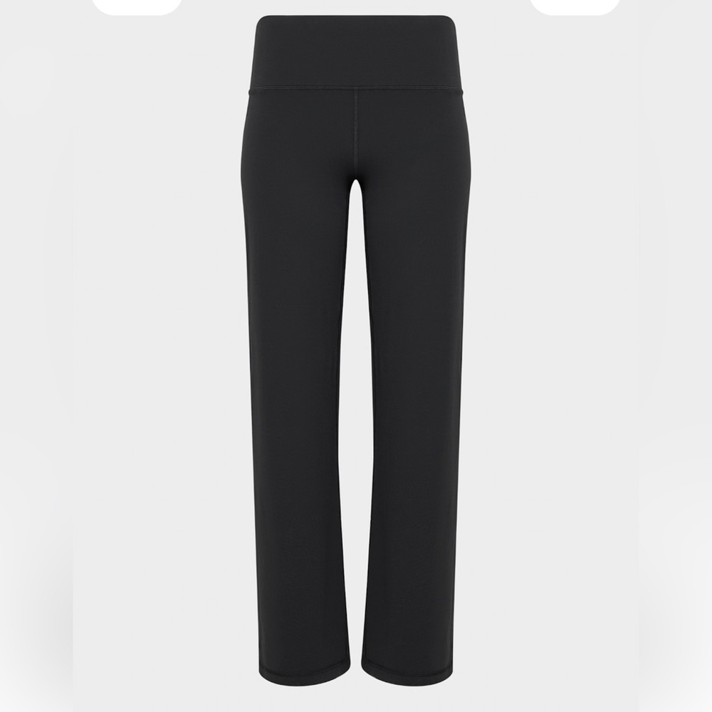 Aritzia Butter Asana Wide Leg Pant